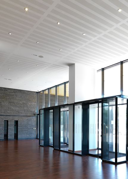 Fixed ceilings and walls
